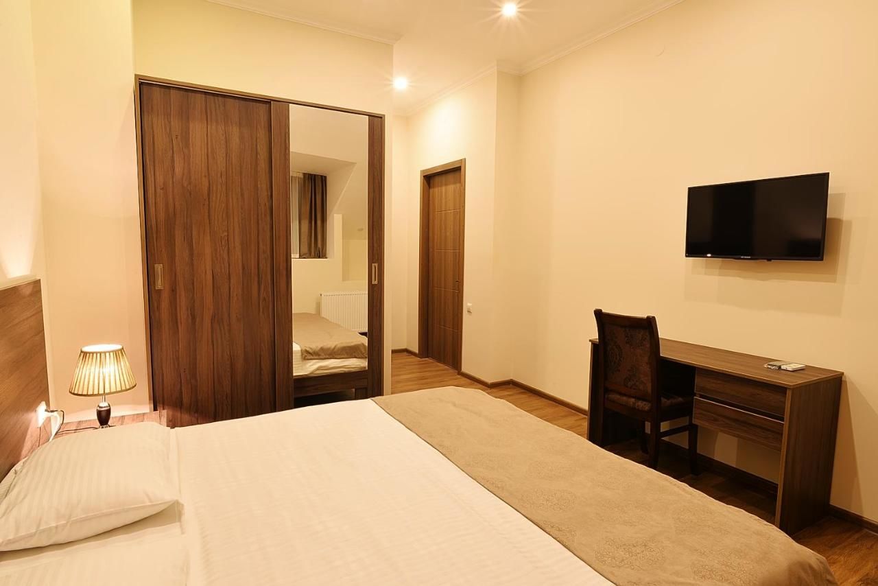 Отель MGK Hotel Тбилиси-11