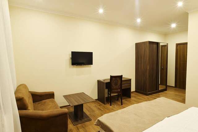 Отель MGK Hotel Тбилиси-11